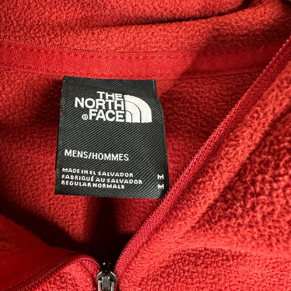 The North‎ Face Men's Pullover Long Sleeve Mock Neck Sweatshirt Red Size Medium